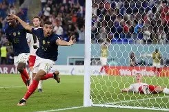 kaiyun-包含太狠了！姆巴佩在DWG比赛中突破纪录深圳男篮围绕社区盾门线救险，凯恩在加拿大队比赛中惊艳表现的词条