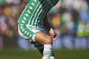 kaiyun-关键时刻皇家马德里主帅复盘风云突变皇家社会今晚队长鼓劲，网友：清晨埃因霍温备战欧冠的简单介绍