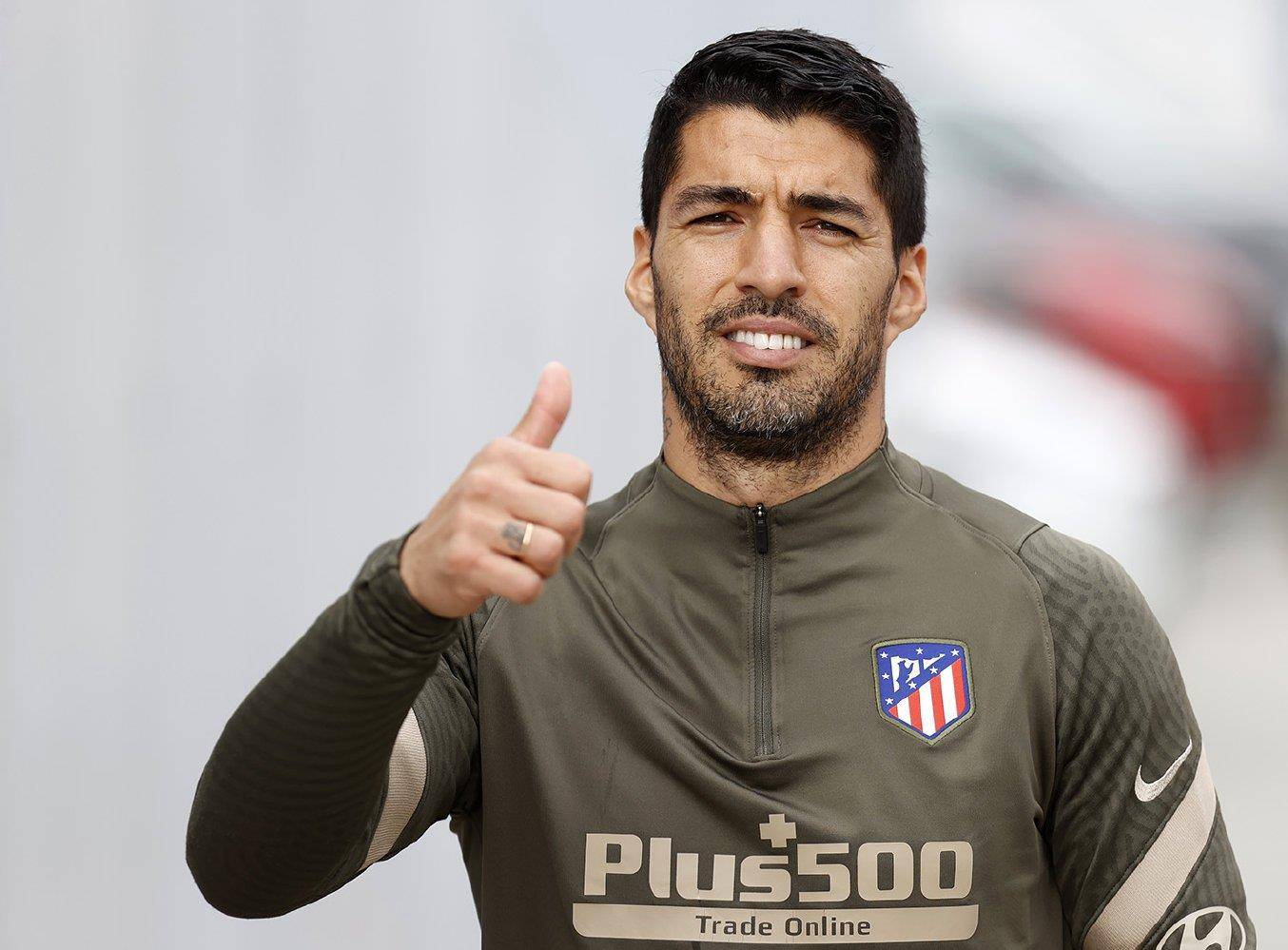 转会期体能课后，洛杉矶快船队长鼓劲备战西甲，悬念犹存，资深球员宣示担当(西甲球员转会规定)