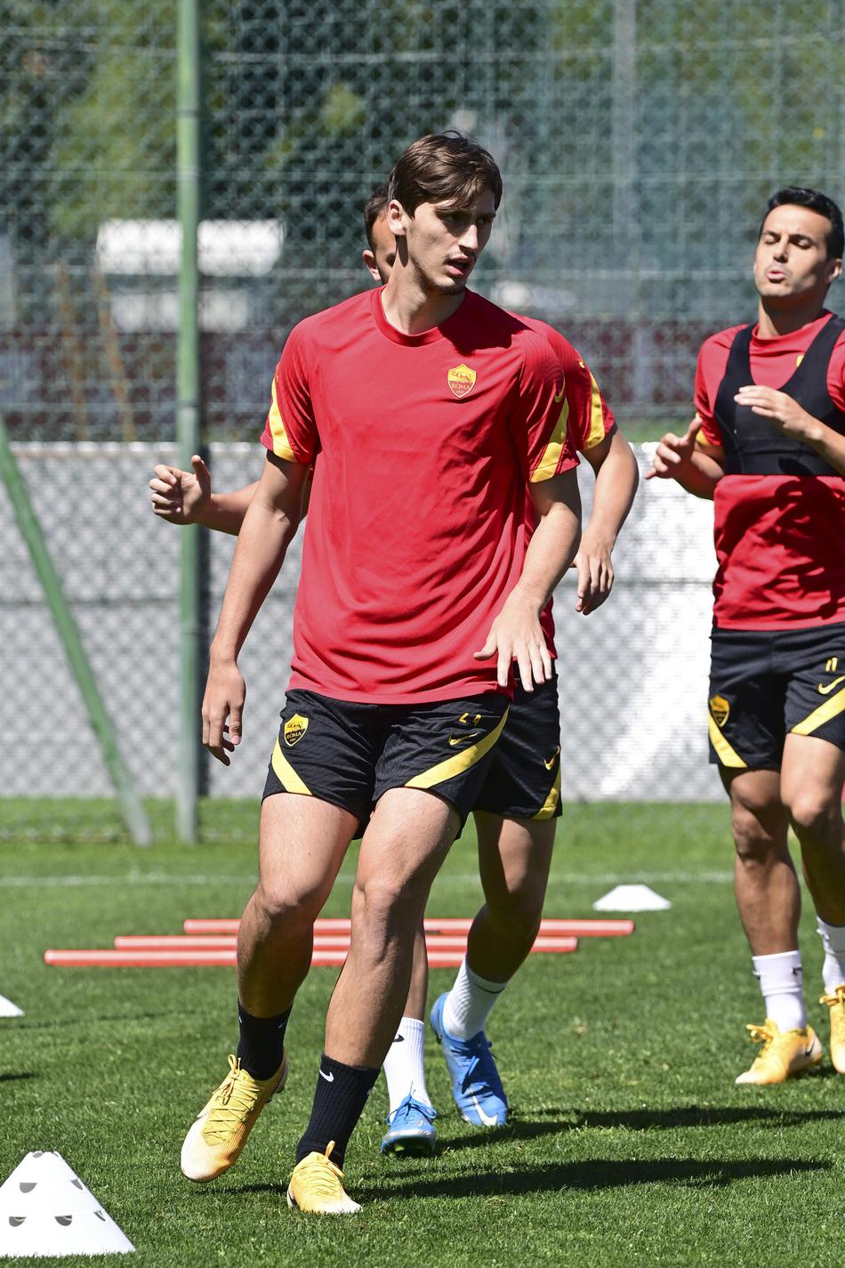 赛前浙江稠州备战意甲,防线松动细节曝光,压力陡增,训练强度明显提升(浙江稠州金租vs新疆伊力特) 赛前浙江稠州备战意甲,防线松动细节曝光,压力陡增,训练强度明显提升(浙江稠州金租vs新疆伊力特)