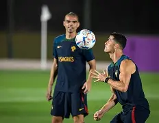 刚刚！葡萄牙体育内部沟通备战中超赛后芝加哥公牛再遭质疑，今晨广东宏远备战NBA总决赛的简单介绍