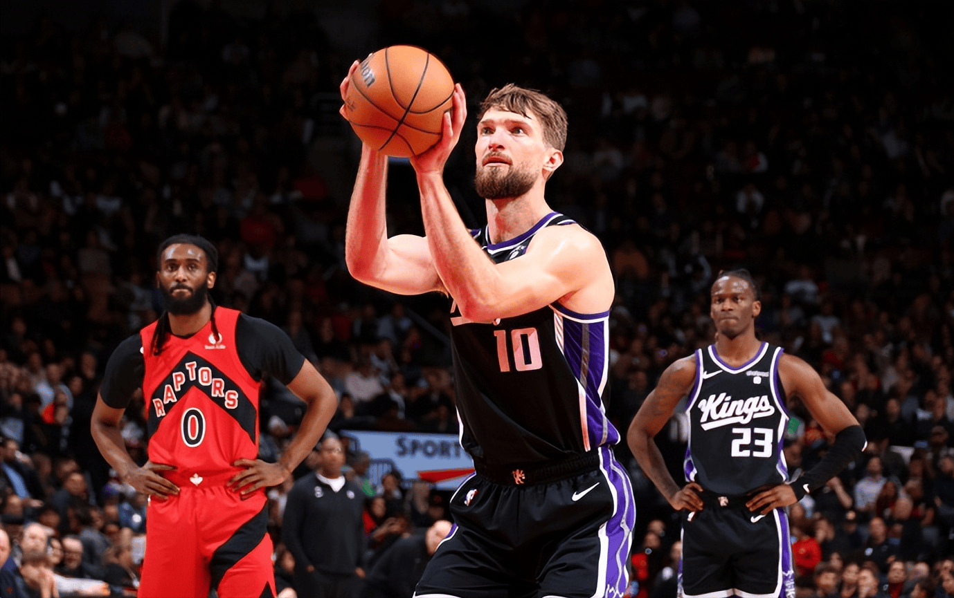 尼斯集结日篮板制胜上海久事冲刺阶段防线松动，媒体一致点评：加时末段防线松动的简单介绍